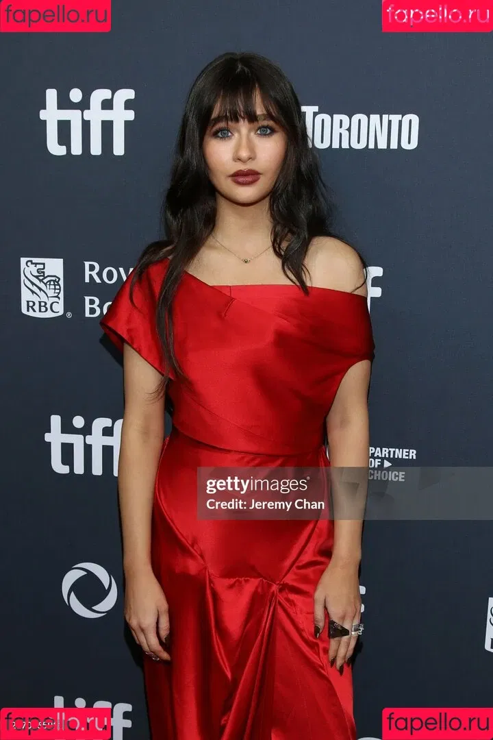Malina Weissman / malinaweissman Onlyfans Photo Gallery 
