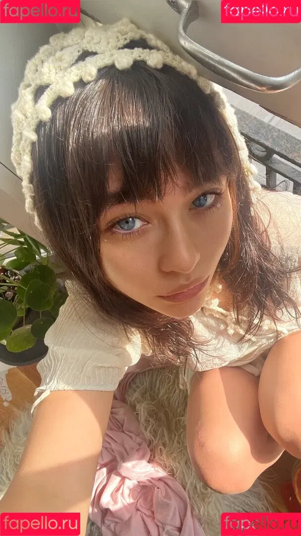 Malina Weissman / malinaweissman Onlyfans Photo Gallery 
