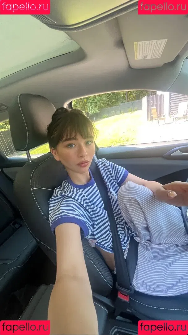 Malina Weissman / malinaweissman Onlyfans Photo Gallery 