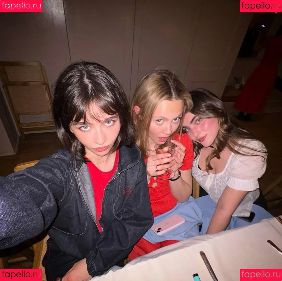 Malina Weissman / malinaweissman Onlyfans Photo Gallery 