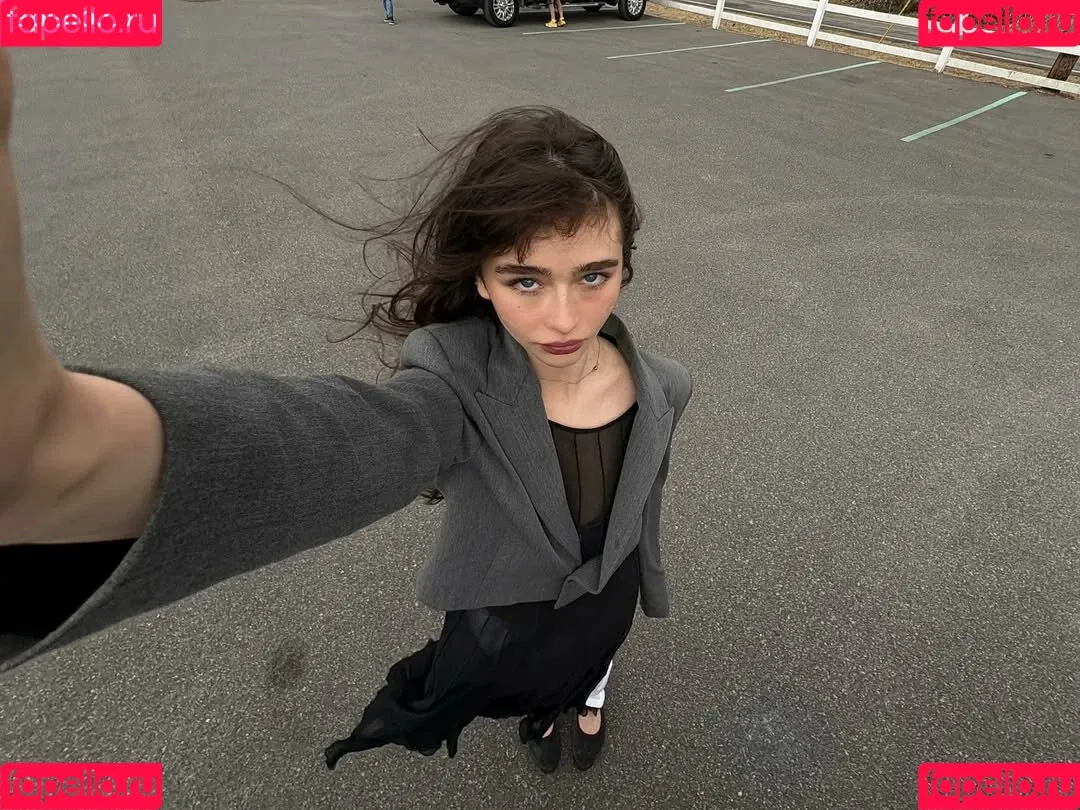 Malina Weissman / malinaweissman Onlyfans Photo Gallery 
