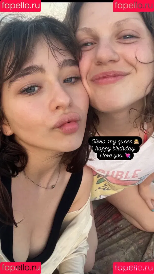 Malina Weissman / malinaweissman Onlyfans Photo Gallery 