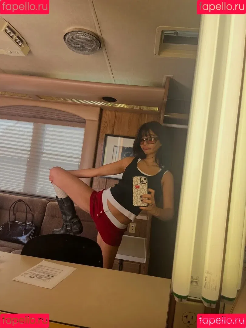 Malina Weissman / malinaweissman Onlyfans Photo Gallery 