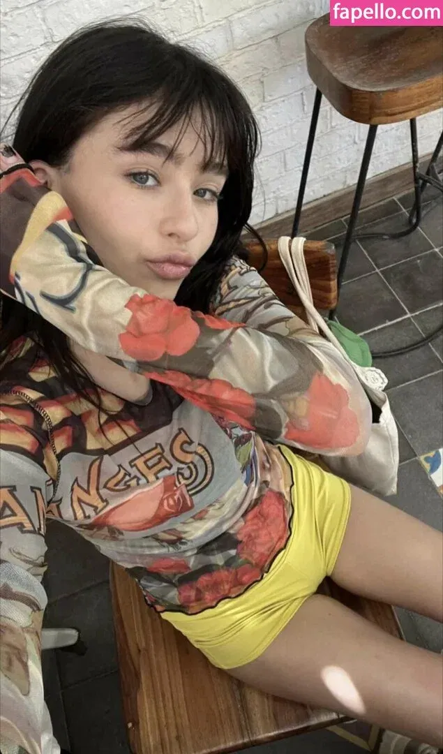 Malina Weissman / malinaweissman Onlyfans Photo Gallery 