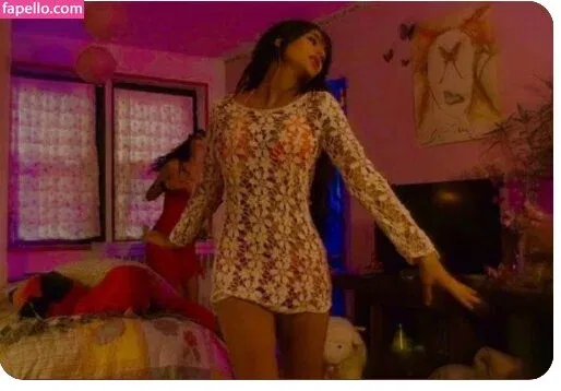 Malina Weissman / malinaweissman Onlyfans Photo Gallery 