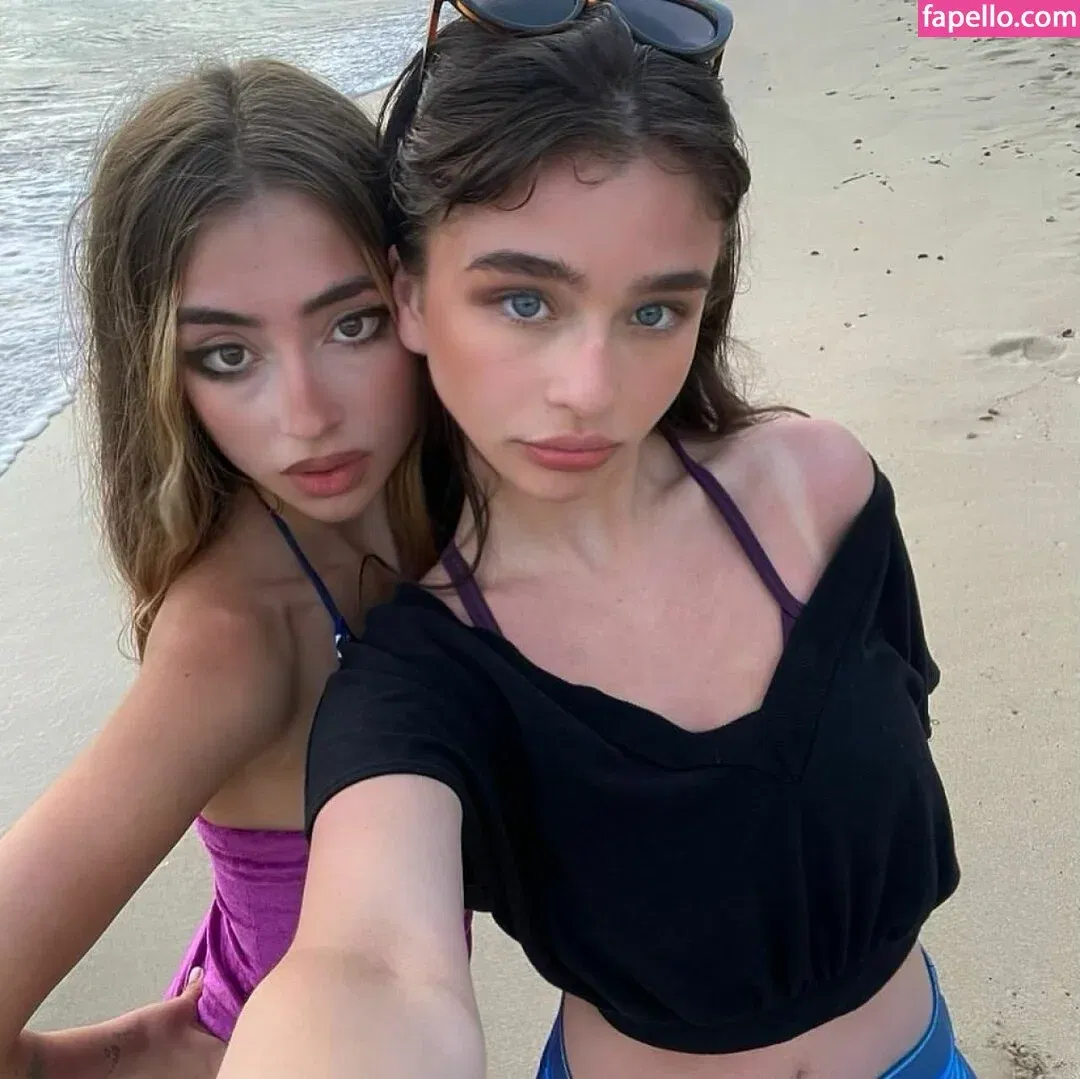 Malina Weissman / malinaweissman Onlyfans Photo Gallery 