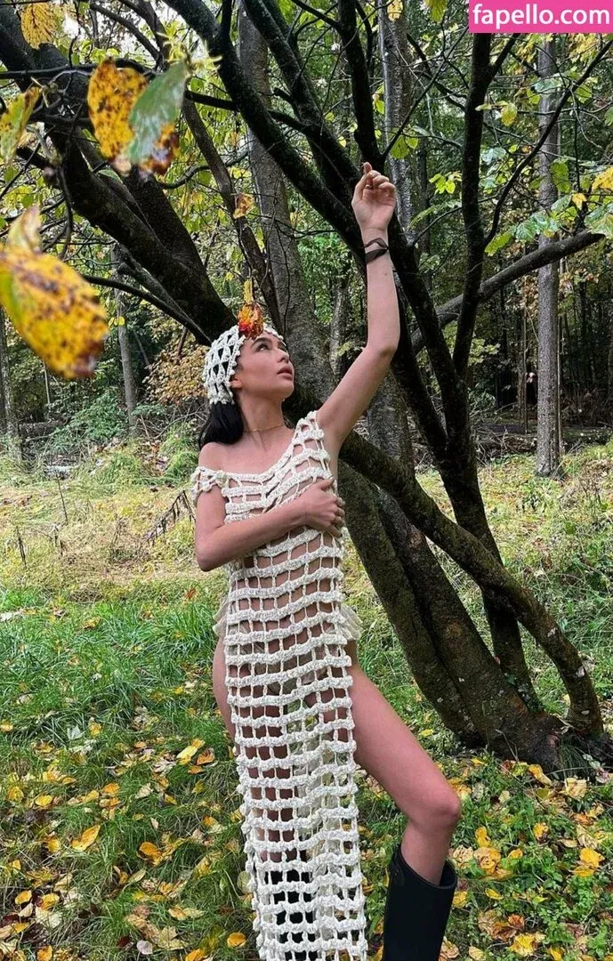 Malina Weissman / malinaweissman Onlyfans Photo Gallery 