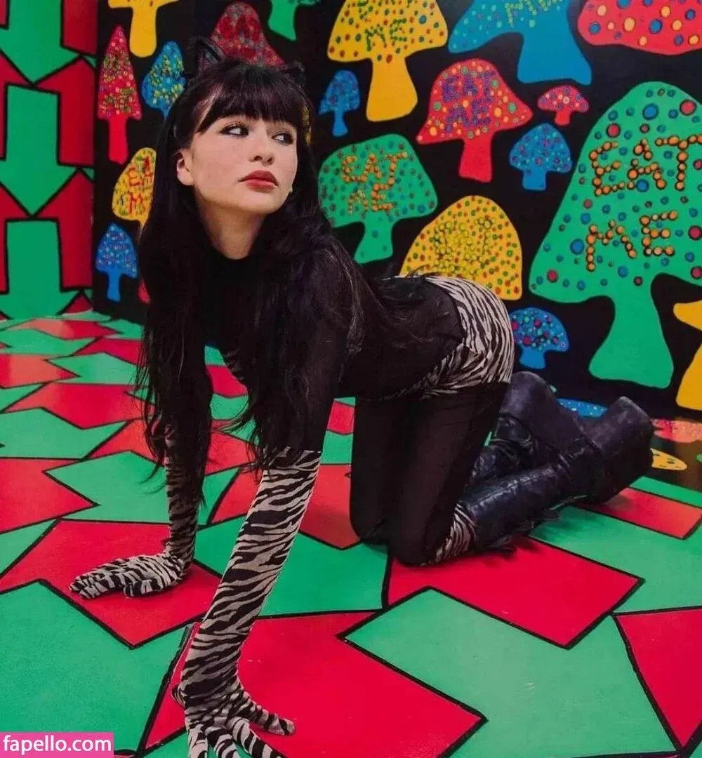 Malina Weissman / malinaweissman Onlyfans Photo Gallery 