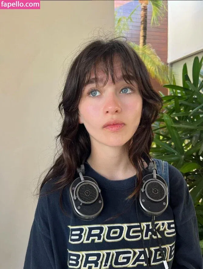 Malina Weissman / malinaweissman Onlyfans Photo Gallery 