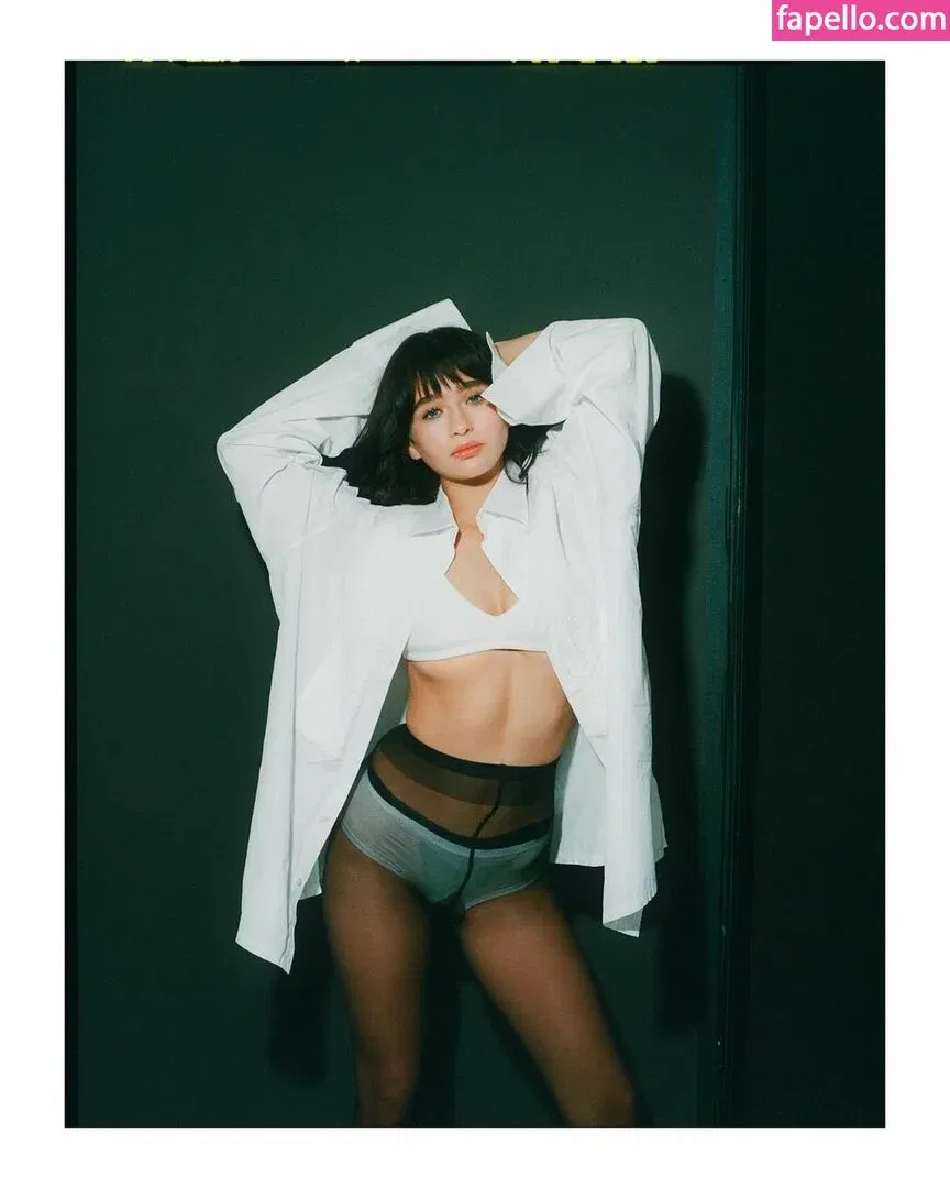 Malina Weissman / malinaweissman Onlyfans Photo Gallery 