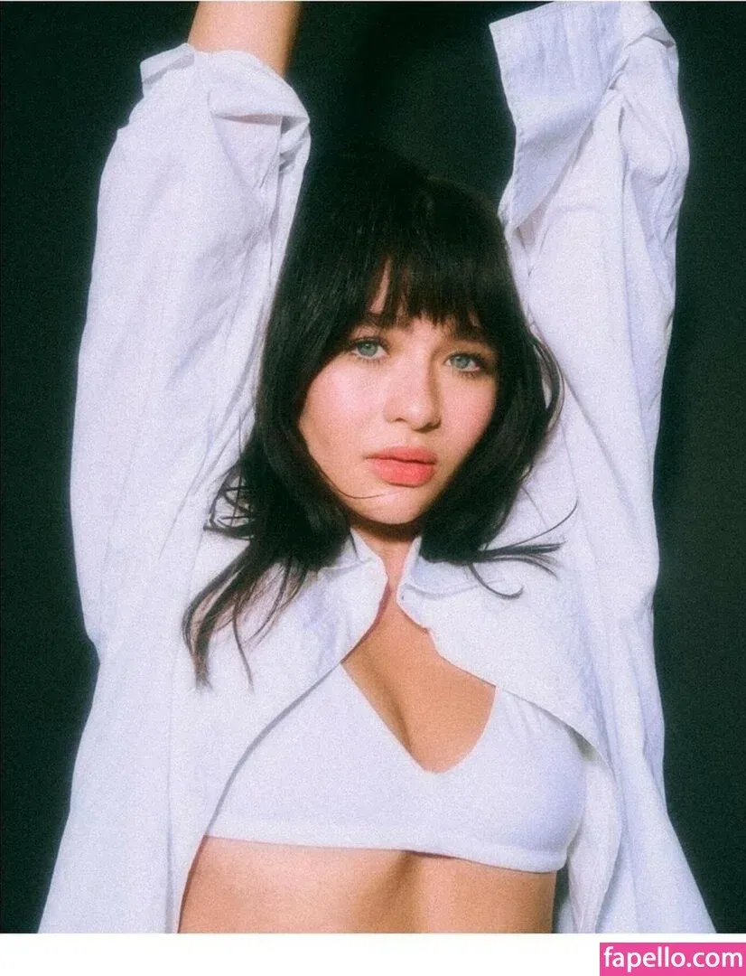 Malina Weissman / malinaweissman Onlyfans Photo Gallery 