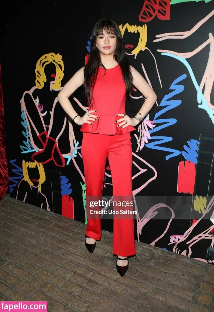 Malina Weissman / malinaweissman Onlyfans Photo Gallery 