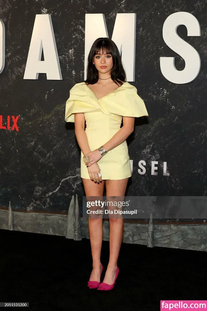 Malina Weissman / malinaweissman Onlyfans Photo Gallery 