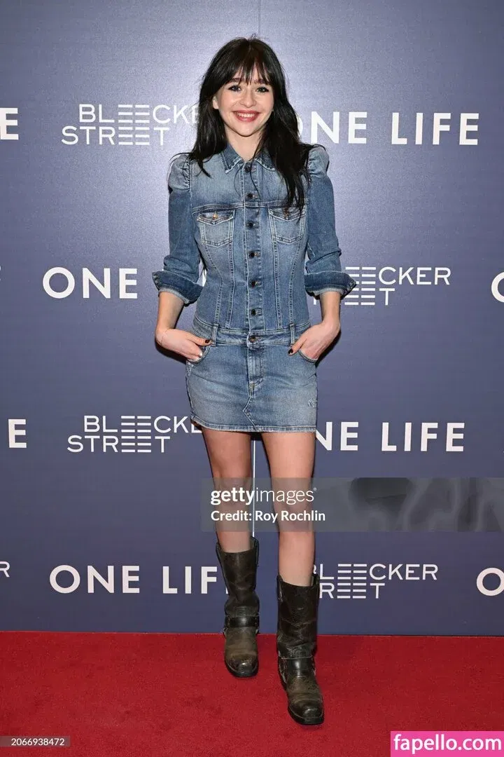 Malina Weissman / malinaweissman Onlyfans Photo Gallery 