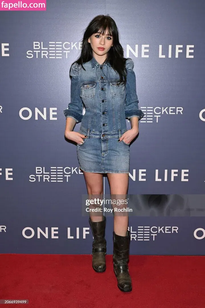 Malina Weissman / malinaweissman Onlyfans Photo Gallery 