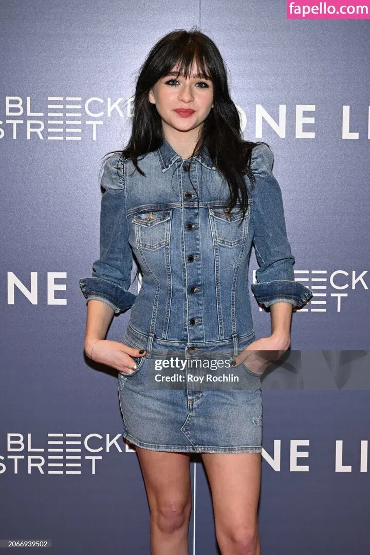 Malina Weissman / malinaweissman Onlyfans Photo Gallery 