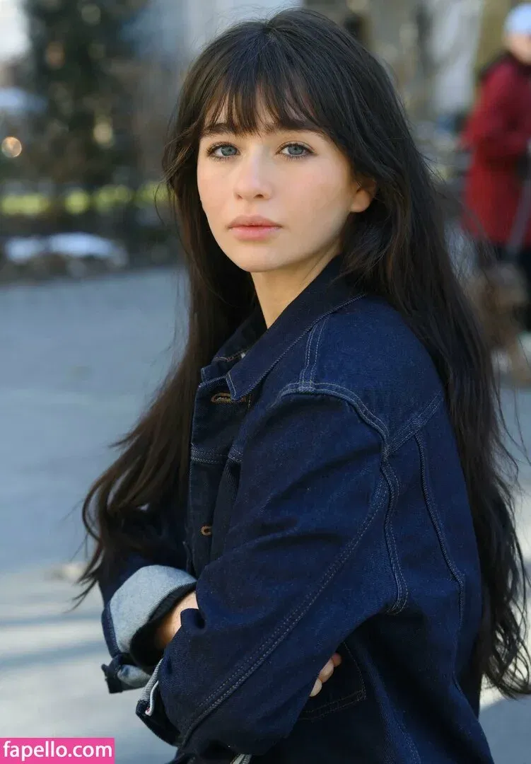 Malina Weissman / malinaweissman Onlyfans Photo Gallery 