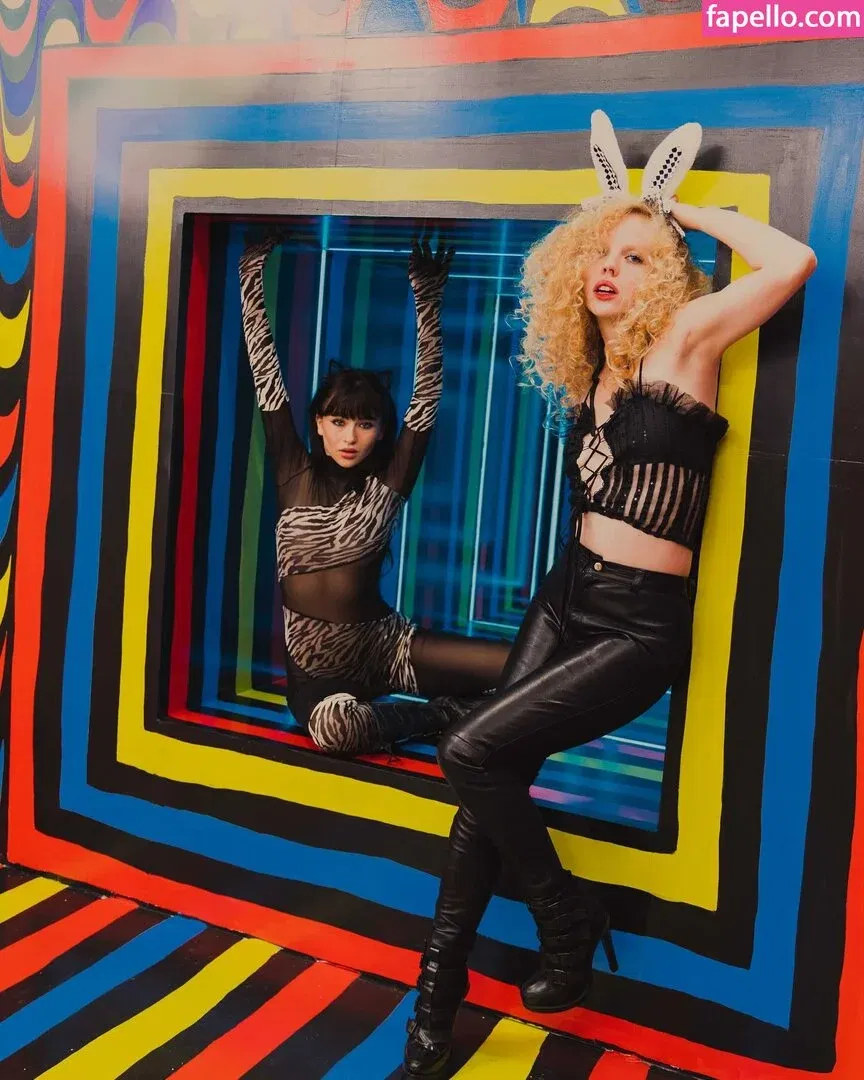 Malina Weissman / malinaweissman Onlyfans Photo Gallery 