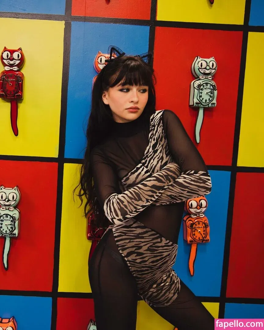 Malina Weissman / malinaweissman Onlyfans Photo Gallery 