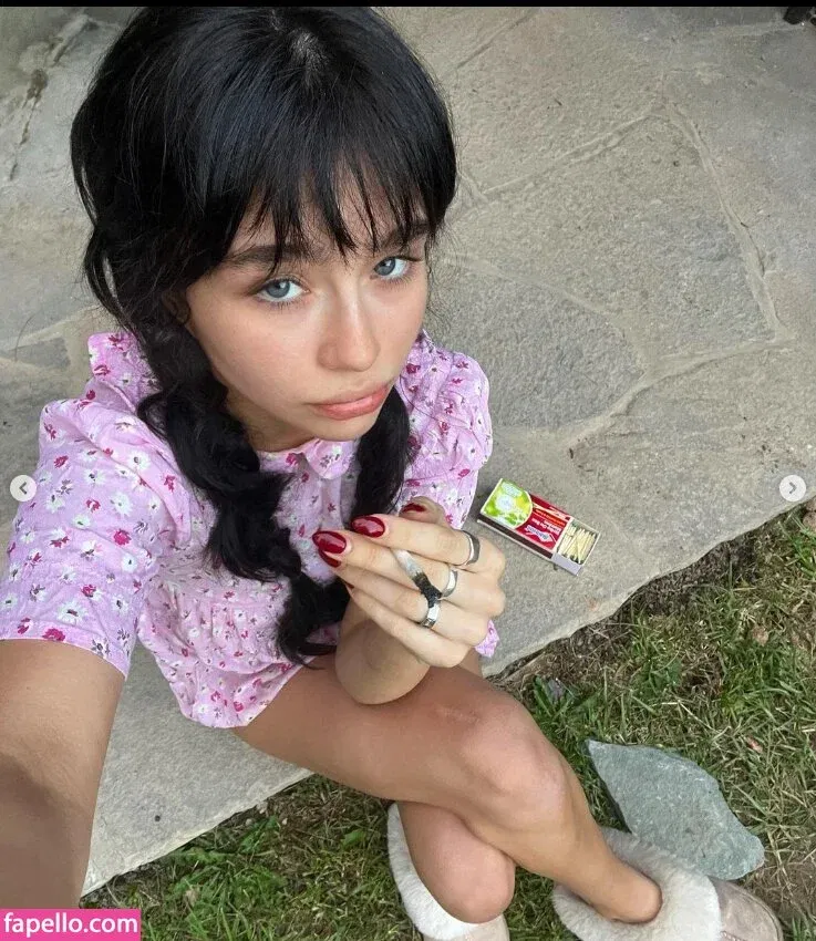 Malina Weissman / malinaweissman Onlyfans Photo Gallery 