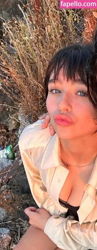 Malina Weissman / malinaweissman Onlyfans Photo Gallery 