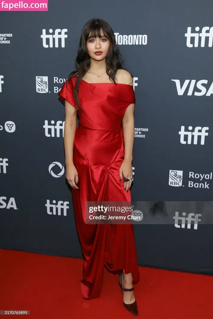 Malina Weissman / malinaweissman Onlyfans Photo Gallery 