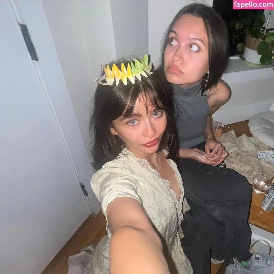 Malina Weissman / malinaweissman Onlyfans Photo Gallery 