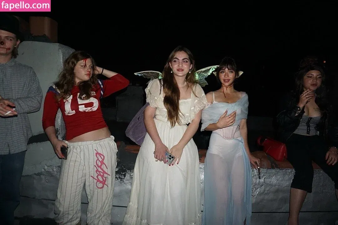 Malina Weissman / malinaweissman Onlyfans Photo Gallery 