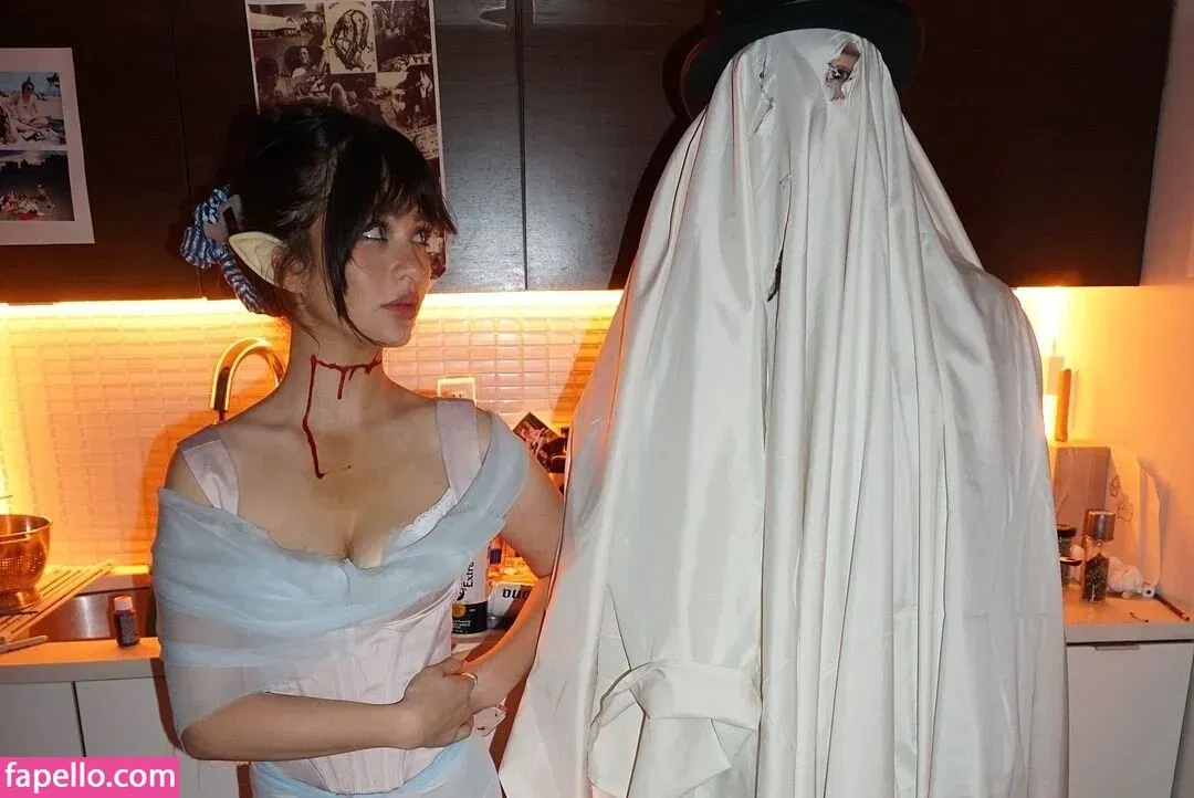 Malina Weissman / malinaweissman Onlyfans Photo Gallery 