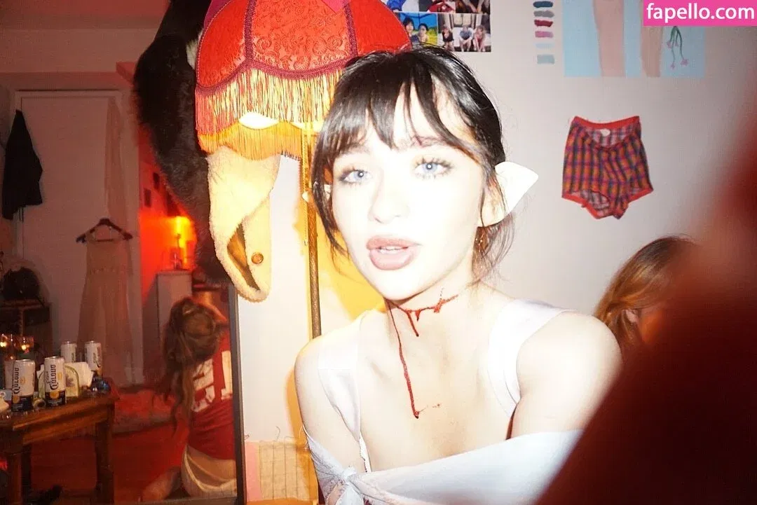 Malina Weissman / malinaweissman Onlyfans Photo Gallery 