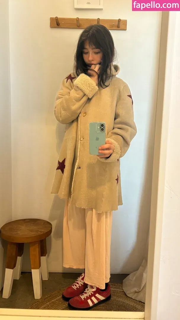 Malina Weissman / malinaweissman Onlyfans Photo Gallery 