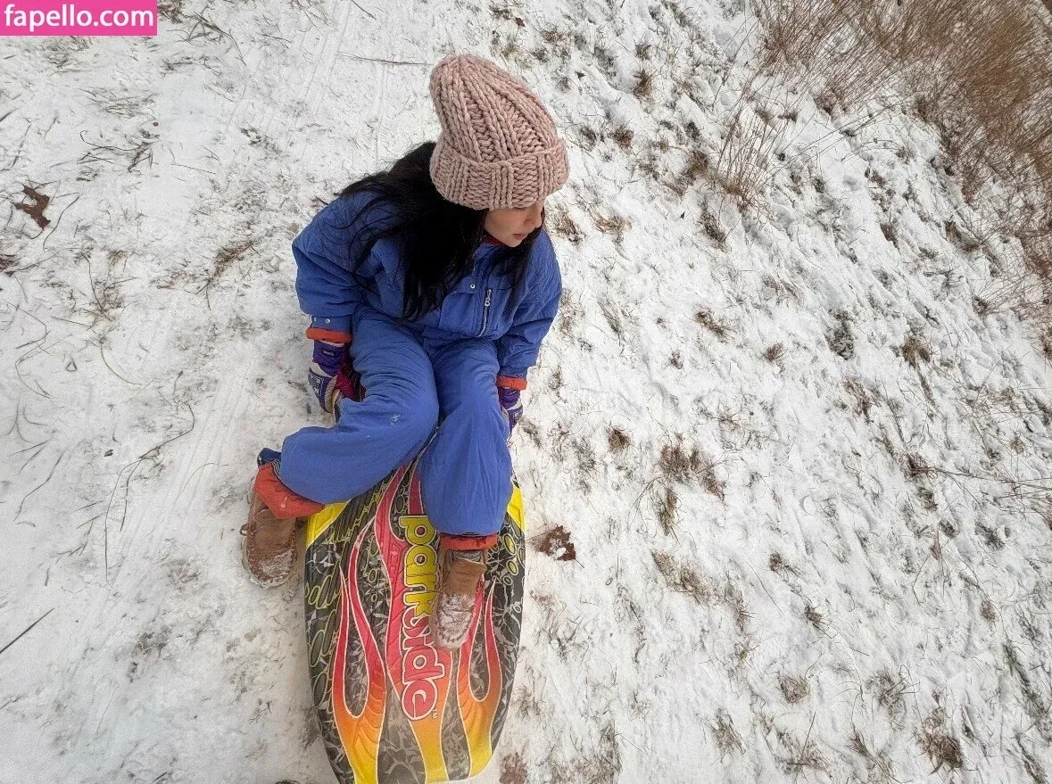 Malina Weissman / malinaweissman Onlyfans Photo Gallery 