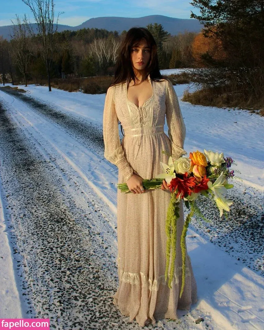 Malina Weissman / malinaweissman Onlyfans Photo Gallery 