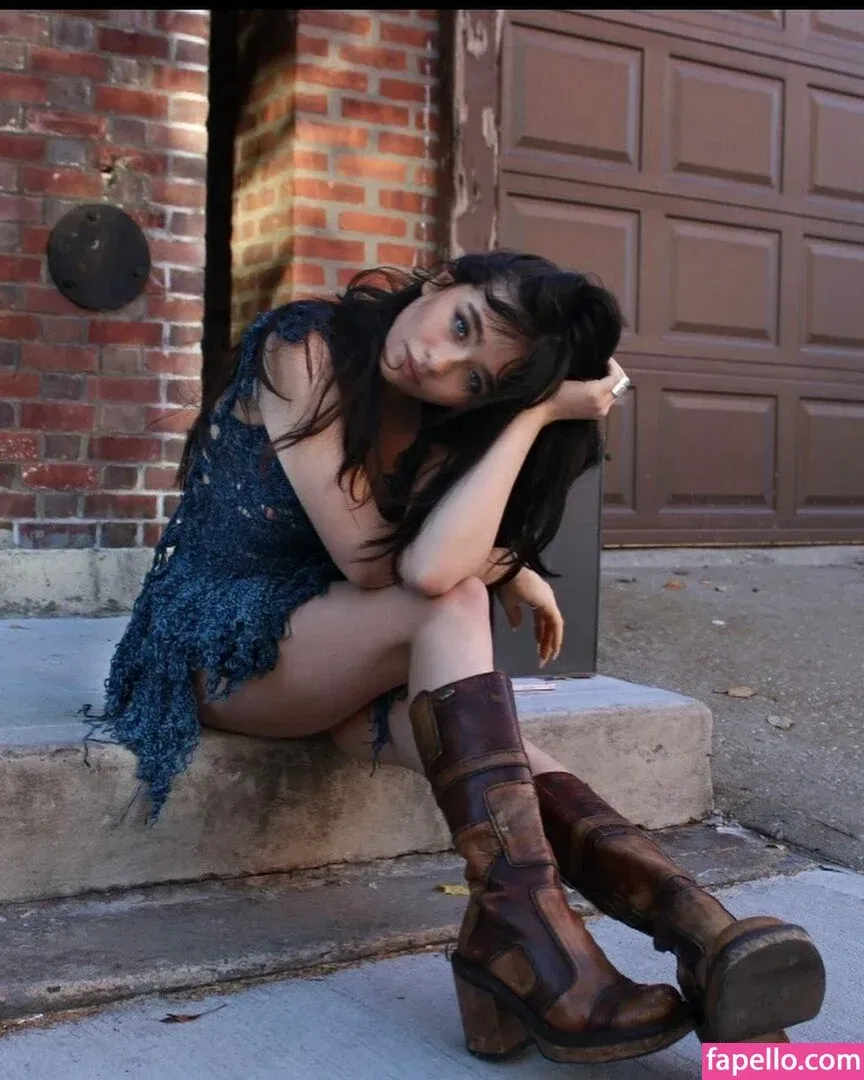 Malina Weissman / malinaweissman Onlyfans Photo Gallery 