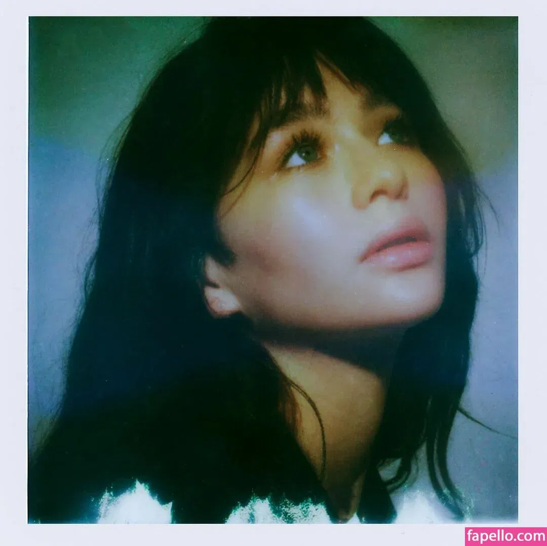 Malina Weissman / malinaweissman Onlyfans Photo Gallery 