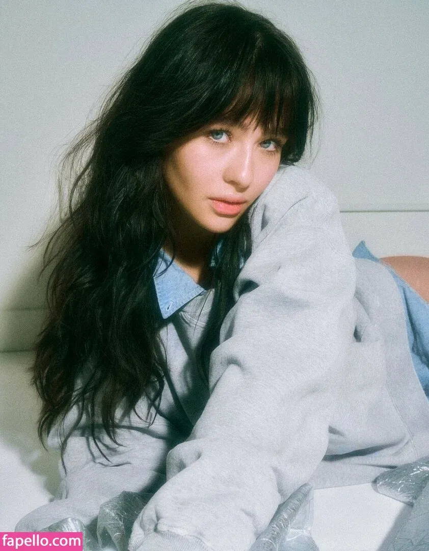 Malina Weissman / malinaweissman Onlyfans Photo Gallery 