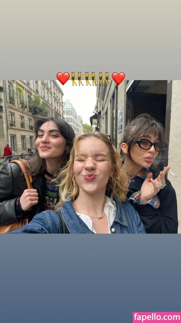 Malina Weissman / malinaweissman Onlyfans Photo Gallery 