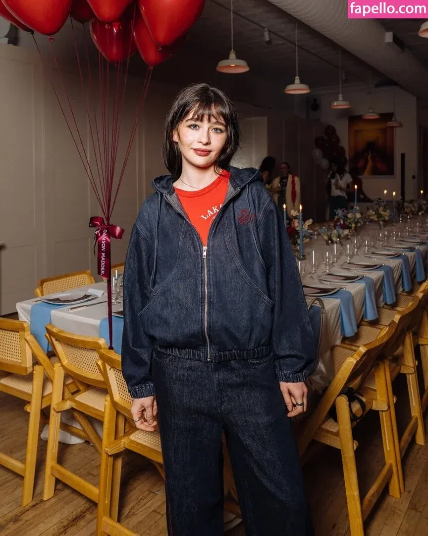 Malina Weissman / malinaweissman Onlyfans Photo Gallery 