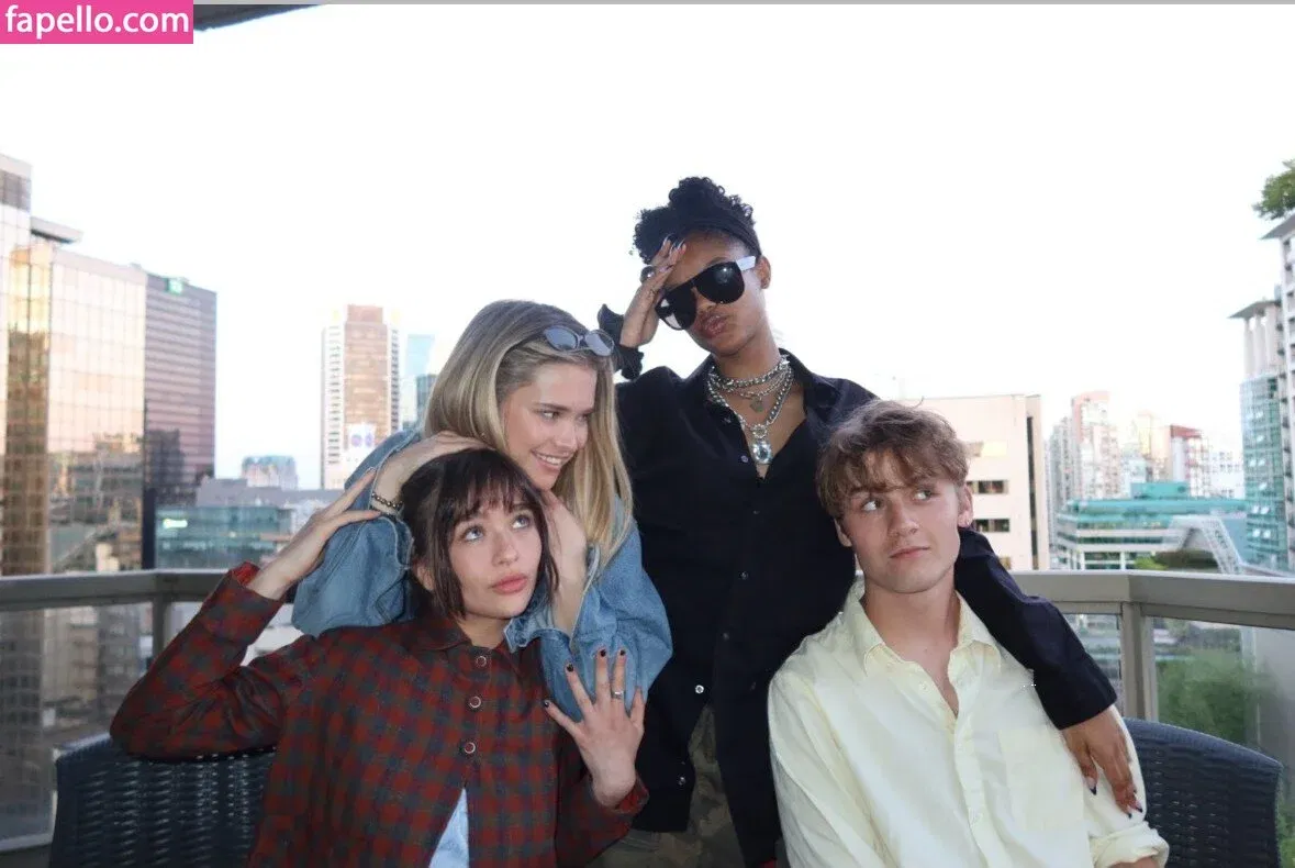 Malina Weissman / malinaweissman Onlyfans Photo Gallery 