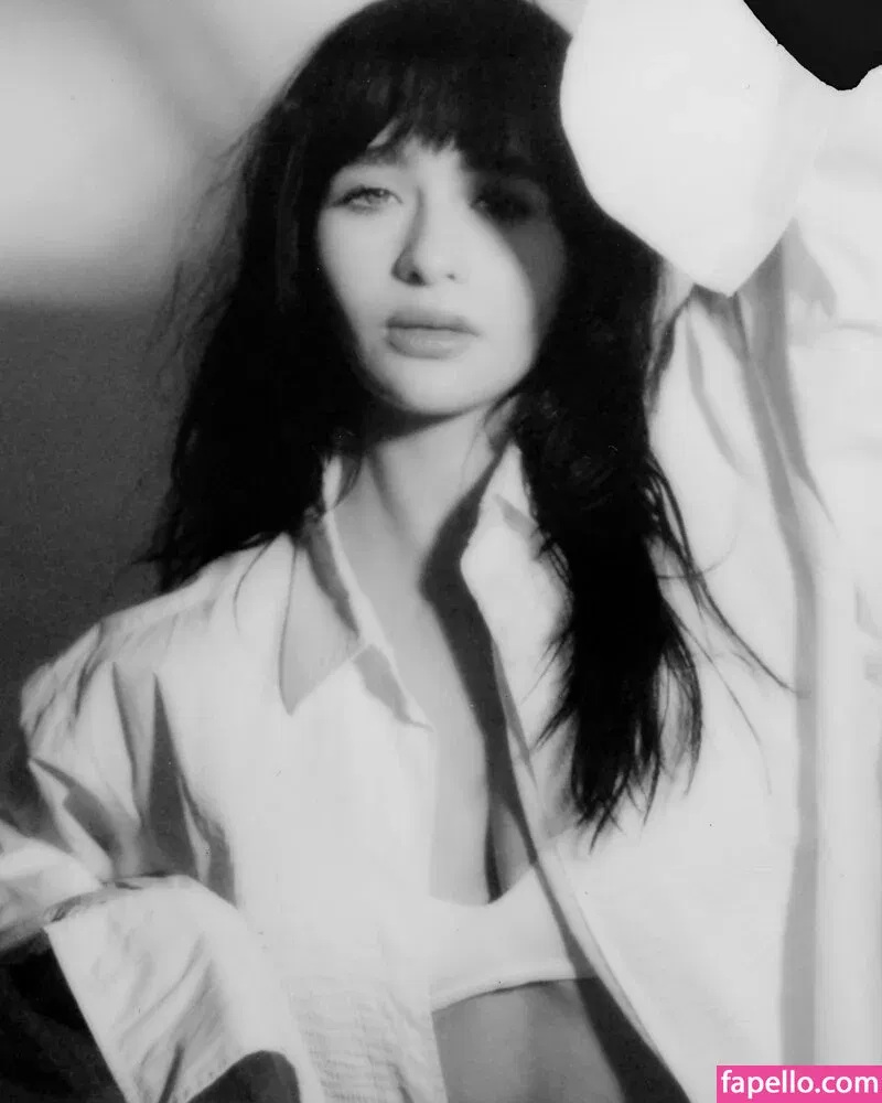 Malina Weissman / malinaweissman Onlyfans Photo Gallery 