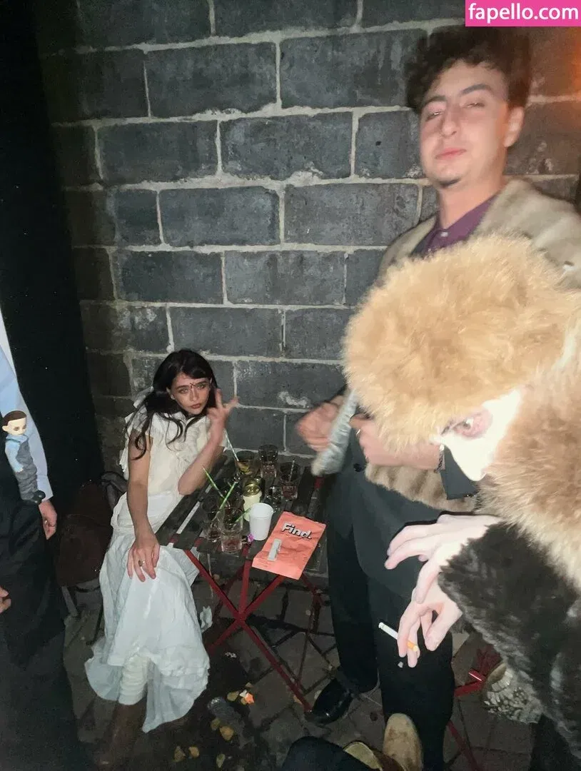 Malina Weissman / malinaweissman Onlyfans Photo Gallery 