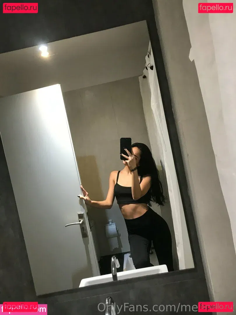 Melina Lox / melinalox Onlyfans Photo Gallery 