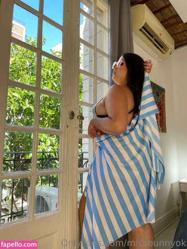 Lita JUGS / litajudge / litajugs Onlyfans Photo Gallery 