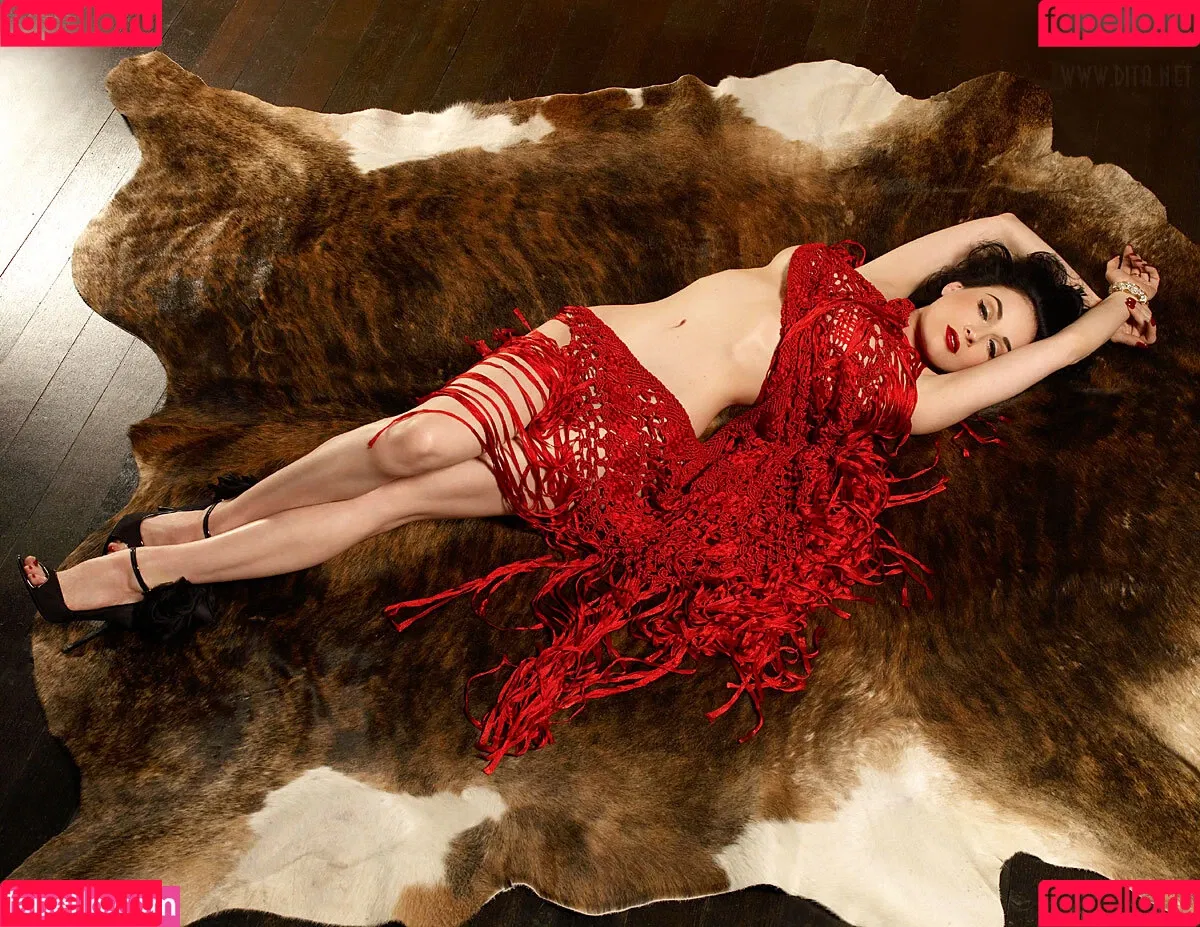 Dita Von Teese / Ditavonteese Onlyfans Photo Gallery 