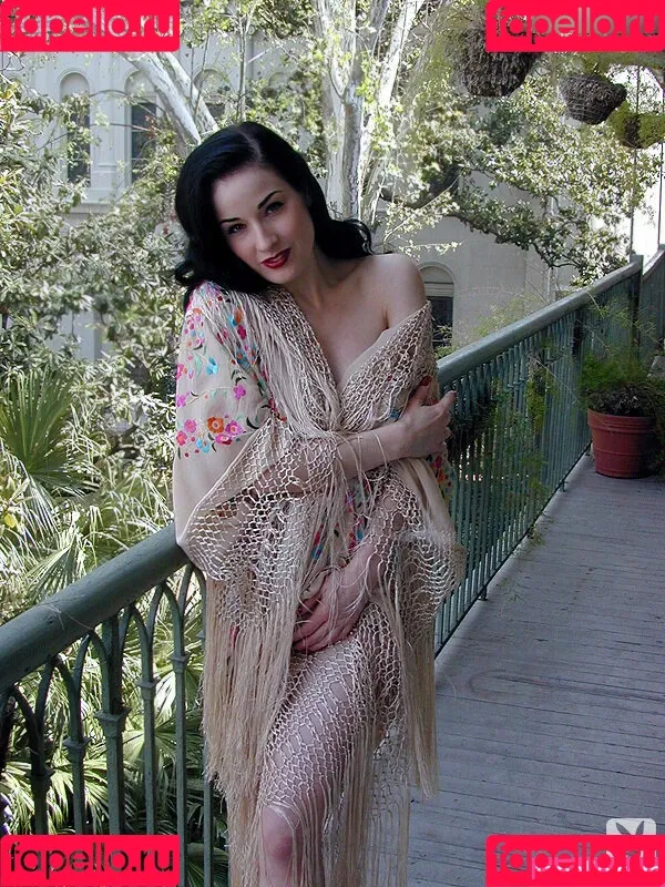 Dita Von Teese / Ditavonteese Onlyfans Photo Gallery 