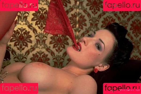 Dita Von Teese / Ditavonteese Onlyfans Photo Gallery 
