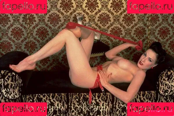 Dita Von Teese / Ditavonteese Onlyfans Photo Gallery 