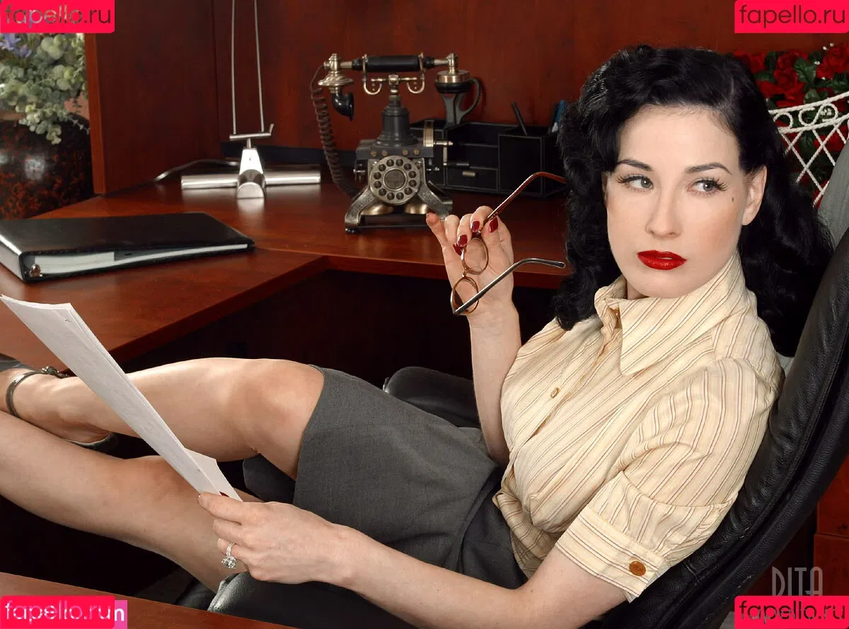 Dita Von Teese / Ditavonteese Onlyfans Photo Gallery 