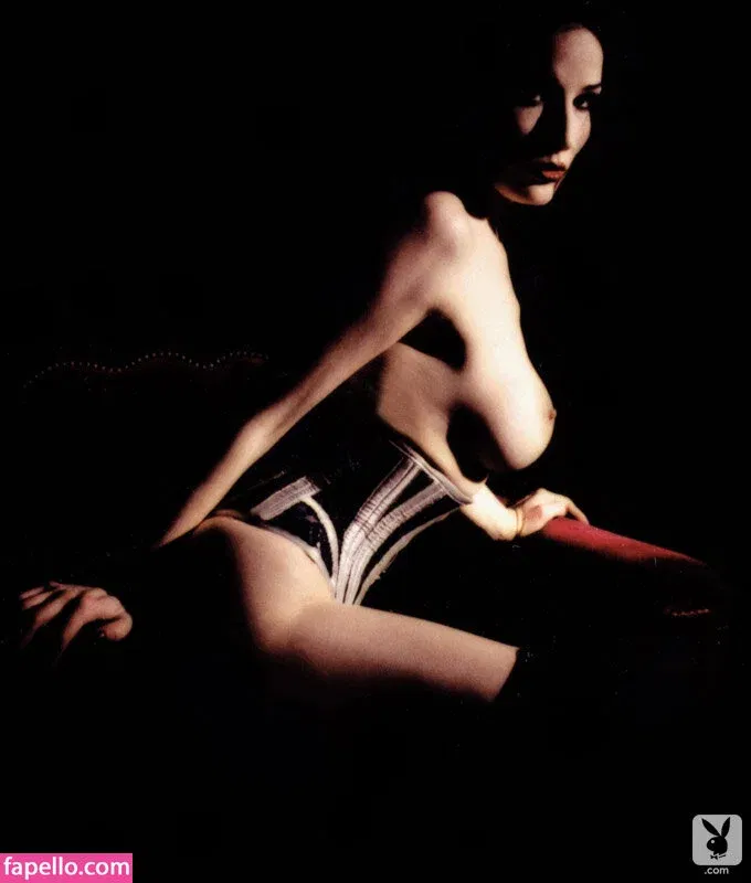 Dita Von Teese / Ditavonteese Onlyfans Photo Gallery 