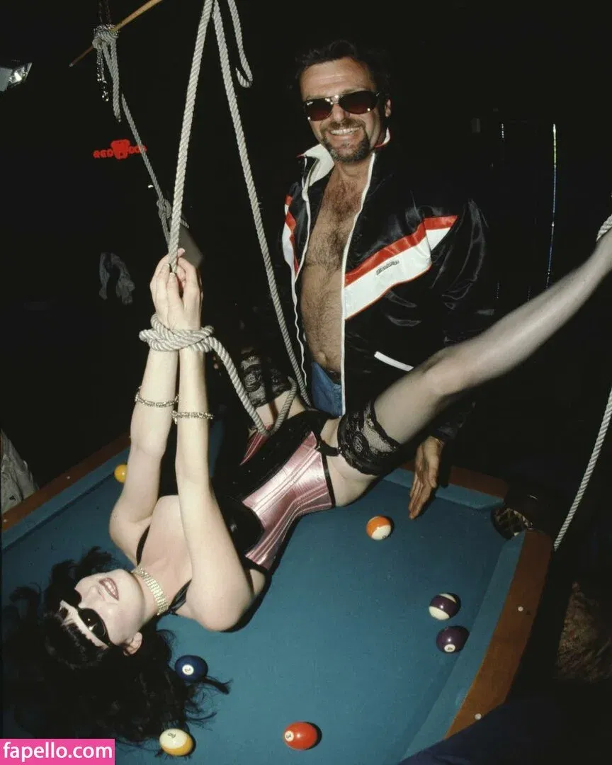 Dita Von Teese / Ditavonteese Onlyfans Photo Gallery 